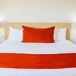 Hotel & Suites Real Del Lago