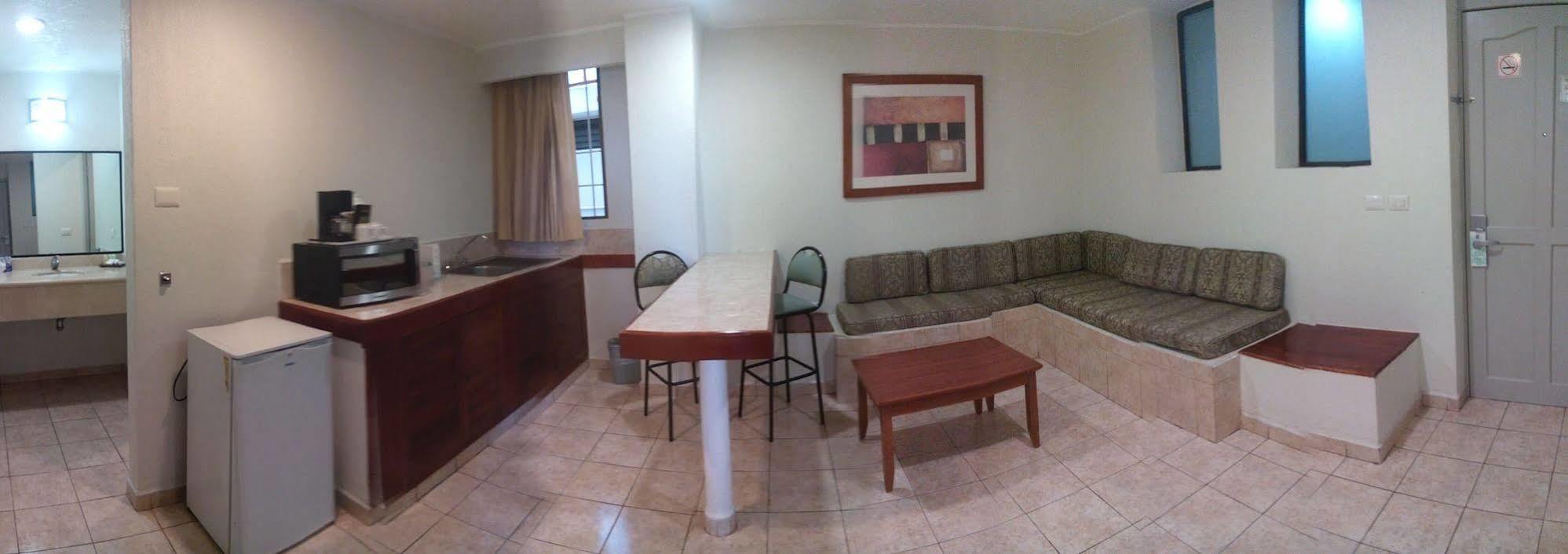Hotel & Real Del