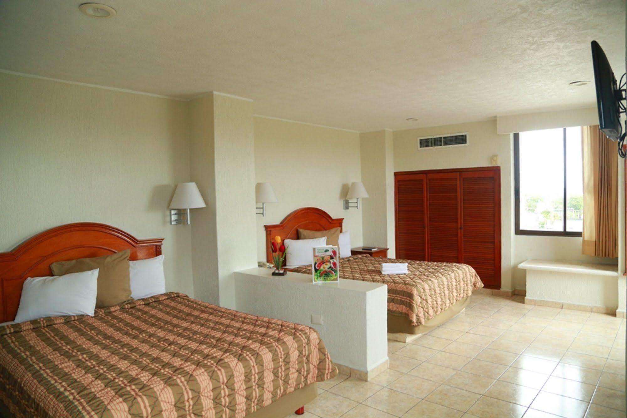 Hotel & Real Del
